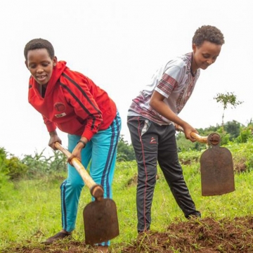 International projects kick off in Rwanda